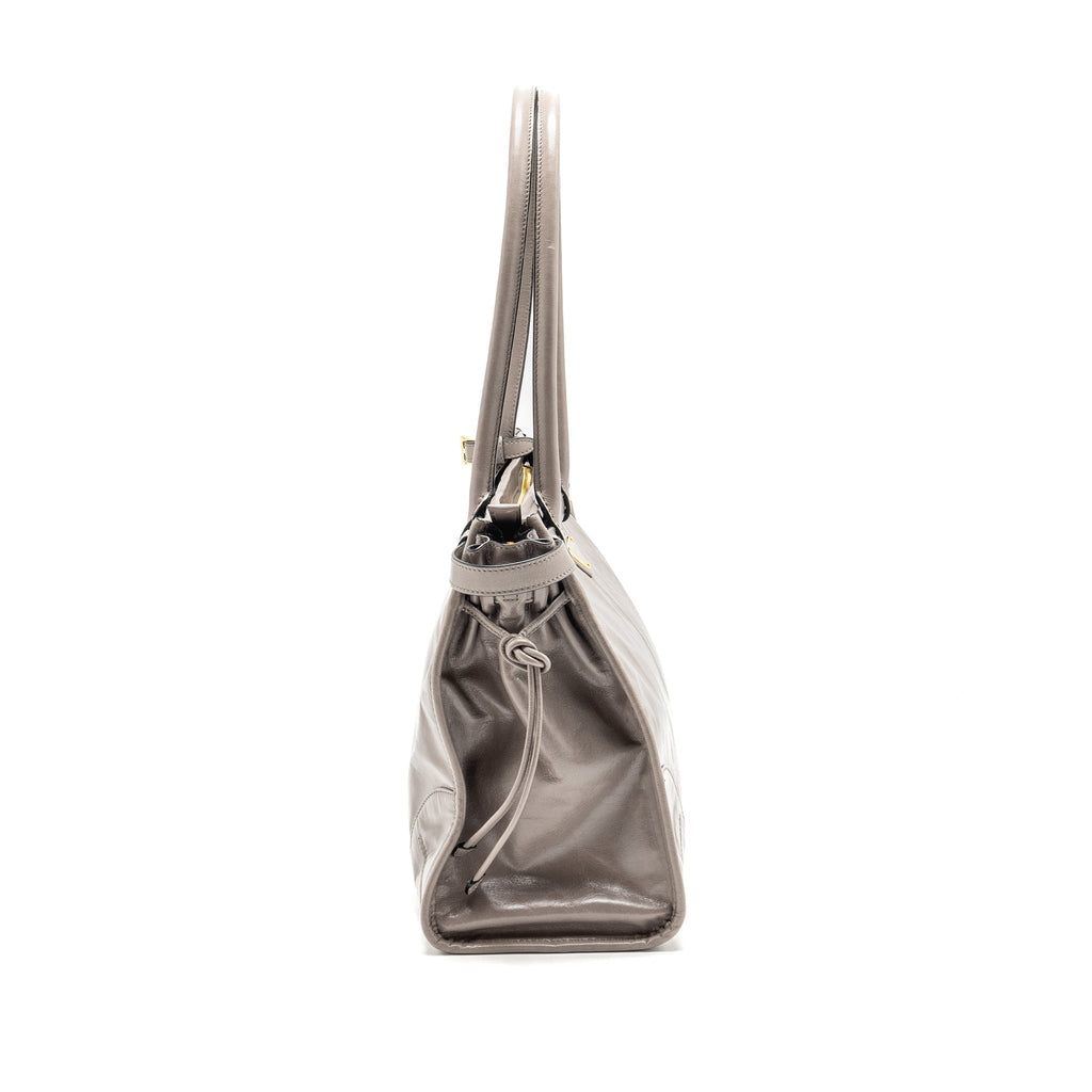 prada-bonnie-large-handbag-calfskin-grey-ghw