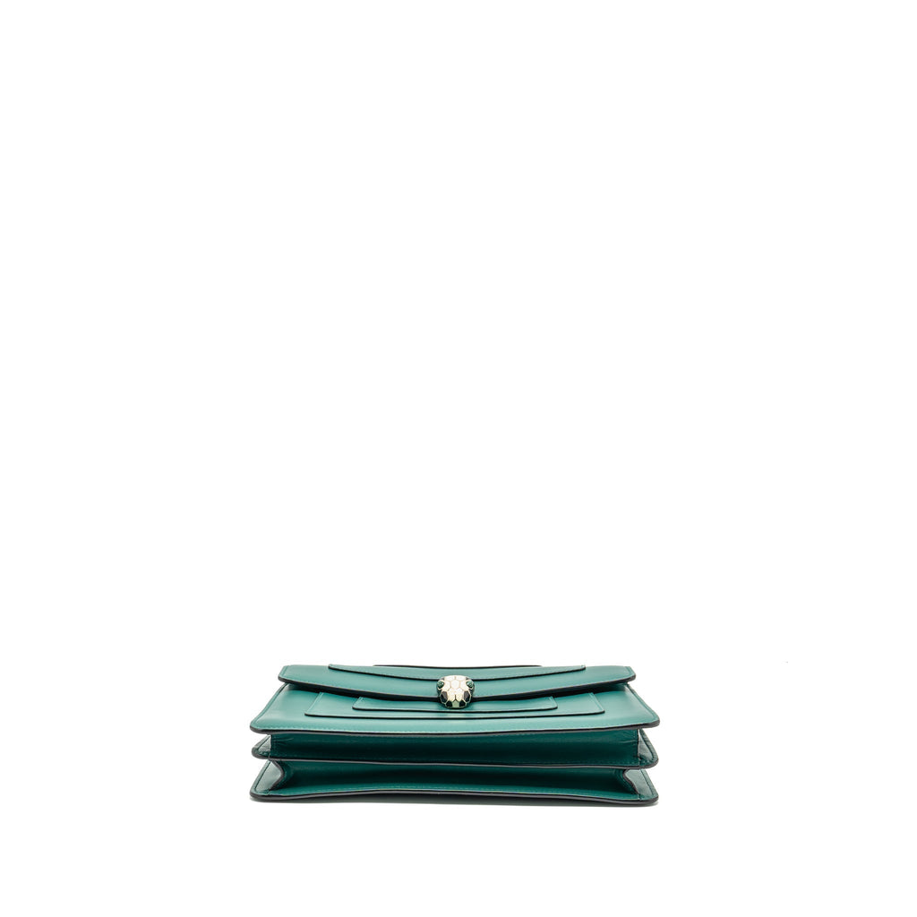 bvlgari-serpenti-forever-shoulder-bag-calfskin-green-lghw-3
