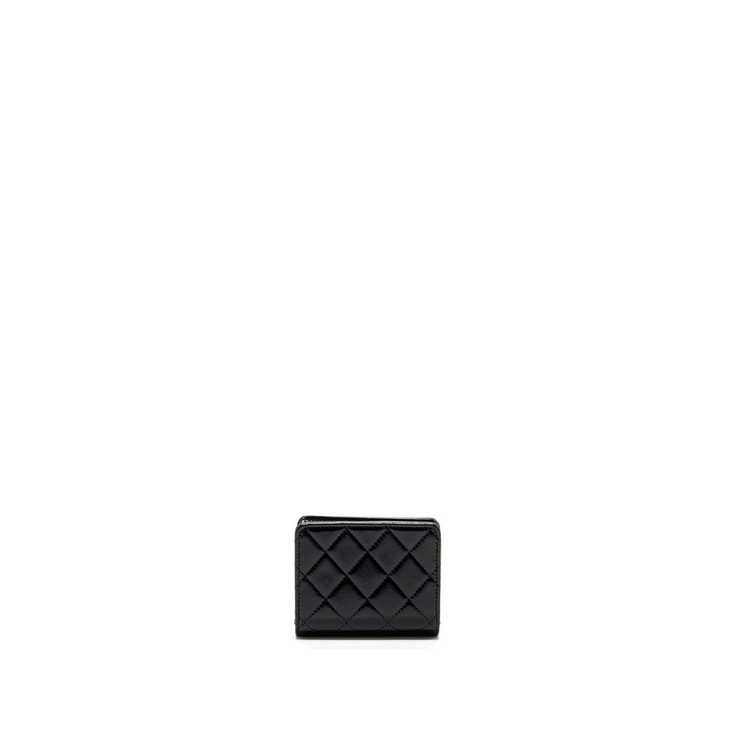 chanel-24c-31-card-holder-shiny-calfskin-black-lghw-microchip