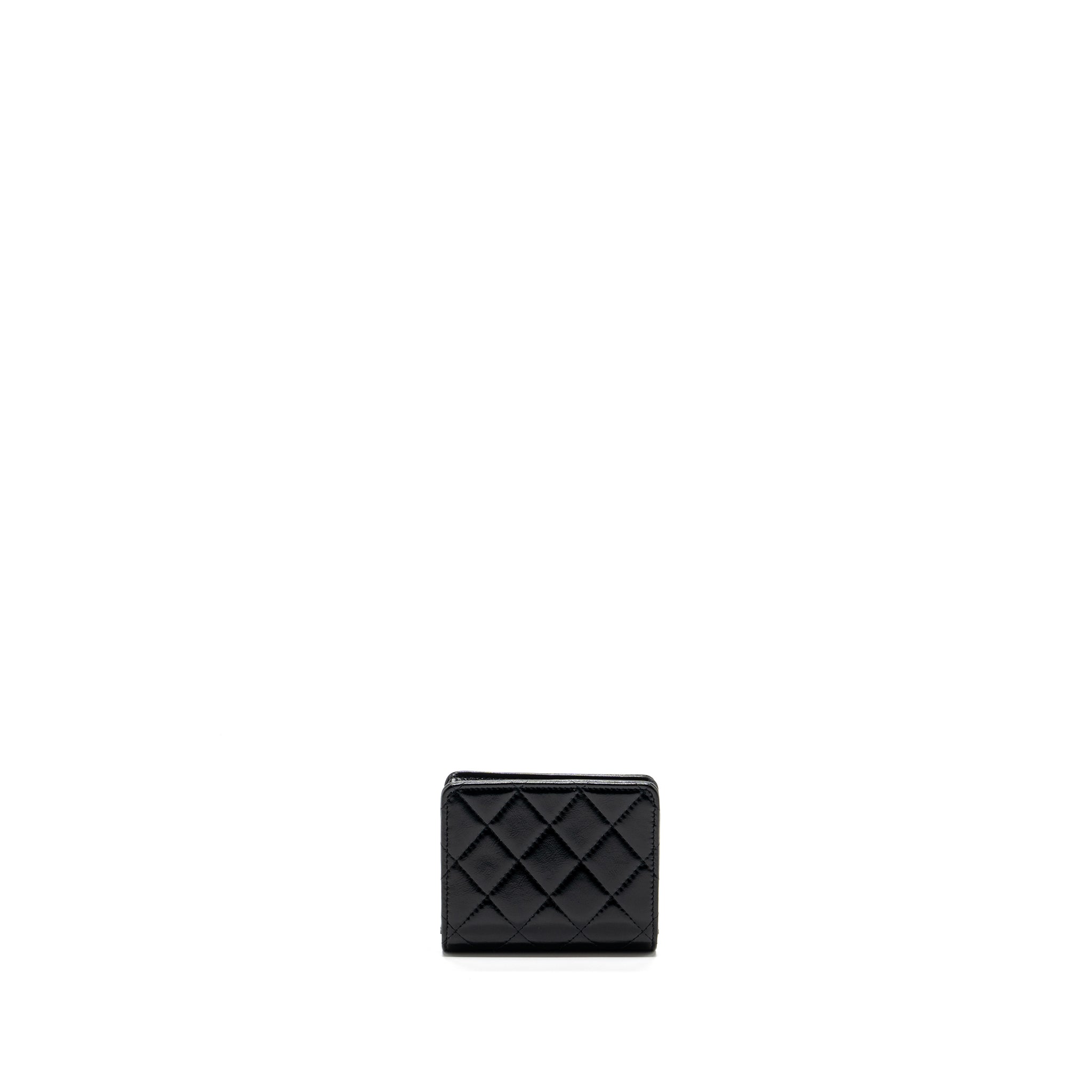 chanel-24c-31-card-holder-shiny-calfskin-black-lghw-microchip
