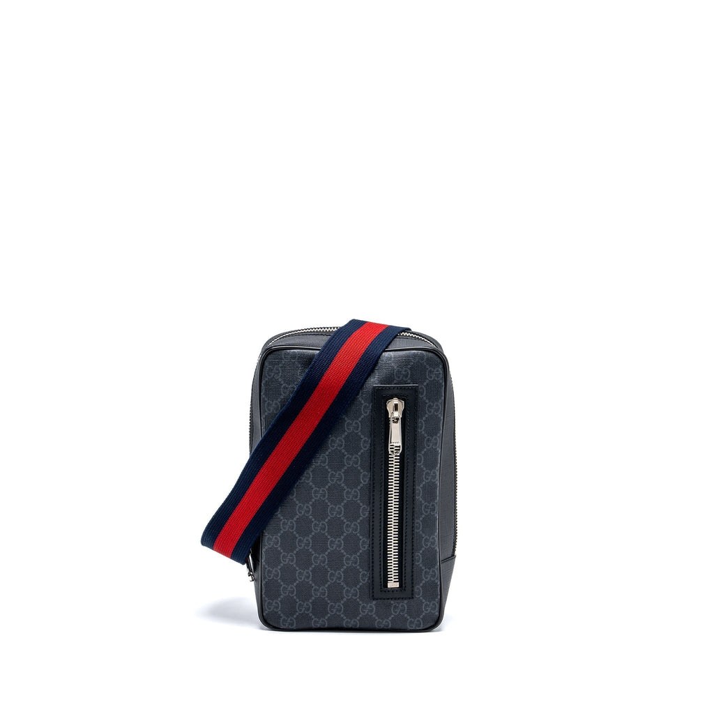 gucci-gg-black-sling-backpack-gg-supreme-canvas-black-shw