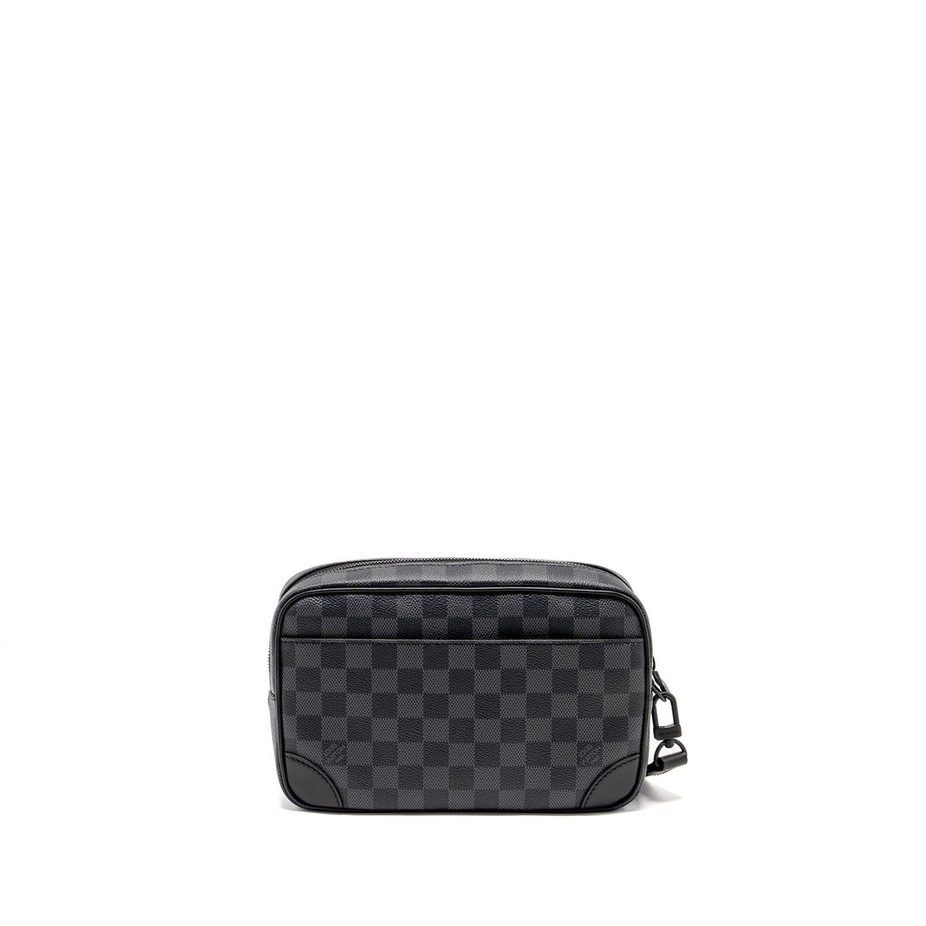 louis-vuitton-pochette-kasai-clutch-bag-damier-graphite-canvas-so-black-copy-1