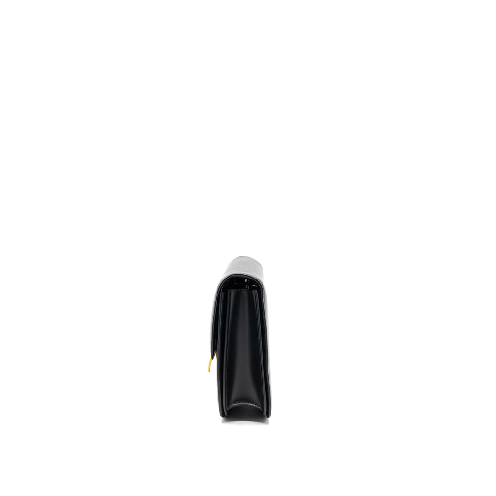 celine-medium-classic-box-calfskin-black-ghw