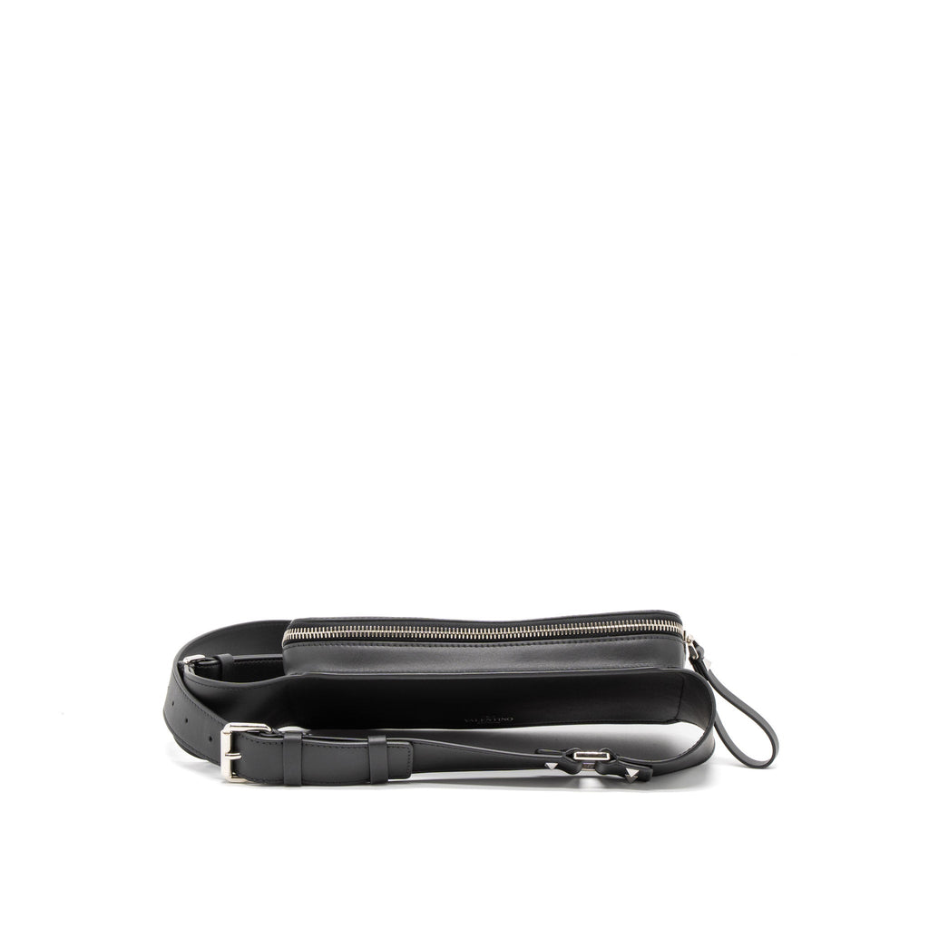 valentino-vltn-print-belt-bag-calfskin-black-red-shw