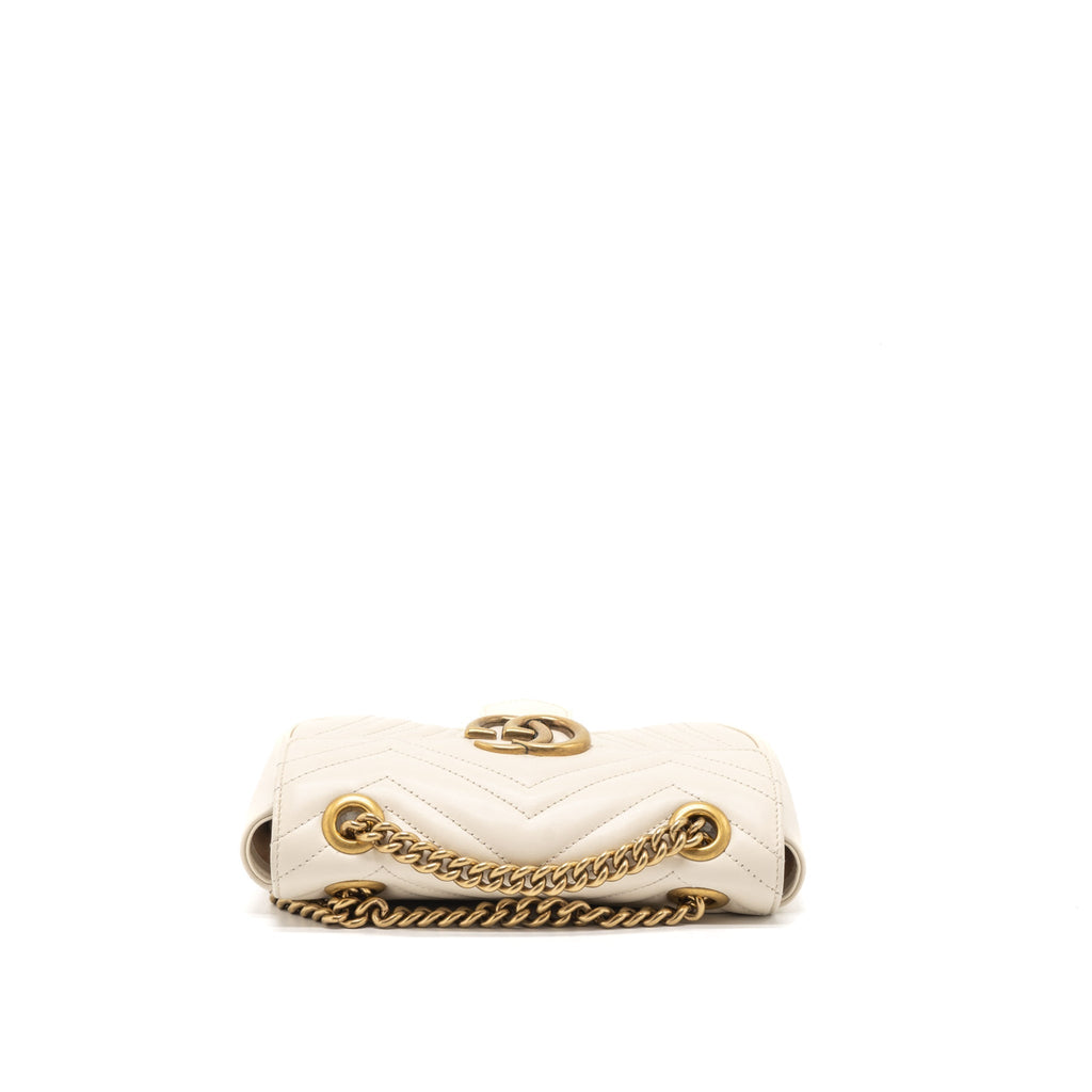 gucci-mini-marmont-calfskin-white-ghw-1