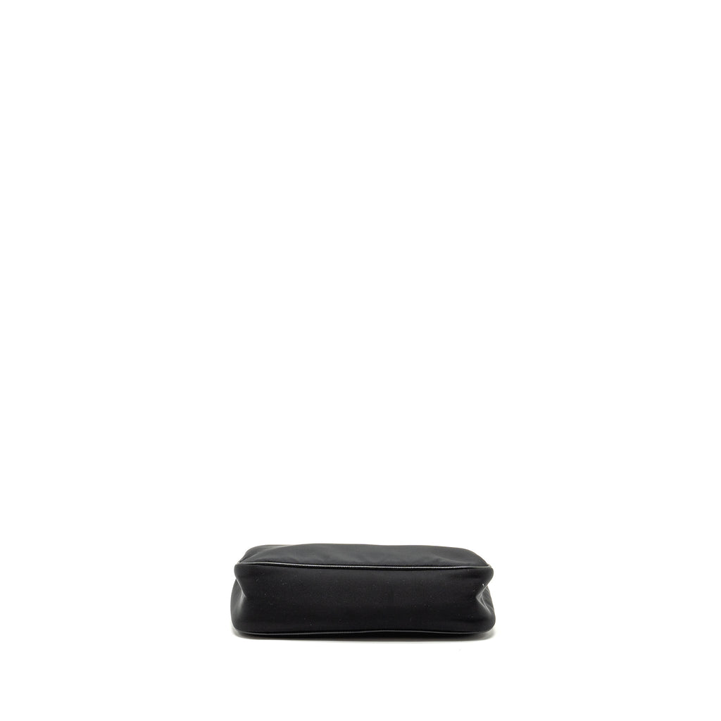 prada-re-edition-2005-saffiano-re-nylon-bag-black-shw