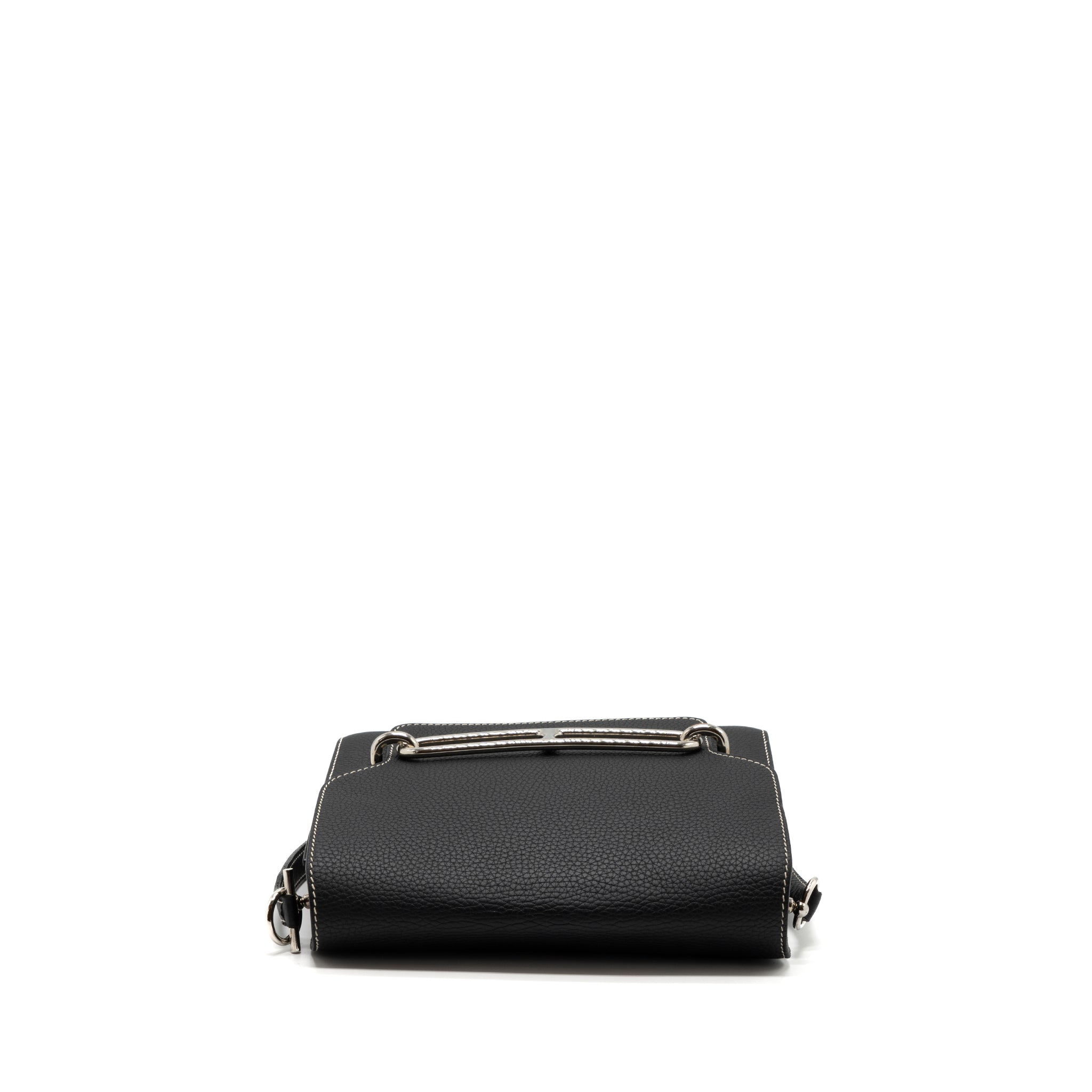 hermes-roulis-23-clemence-black-shw-stamp-square-r