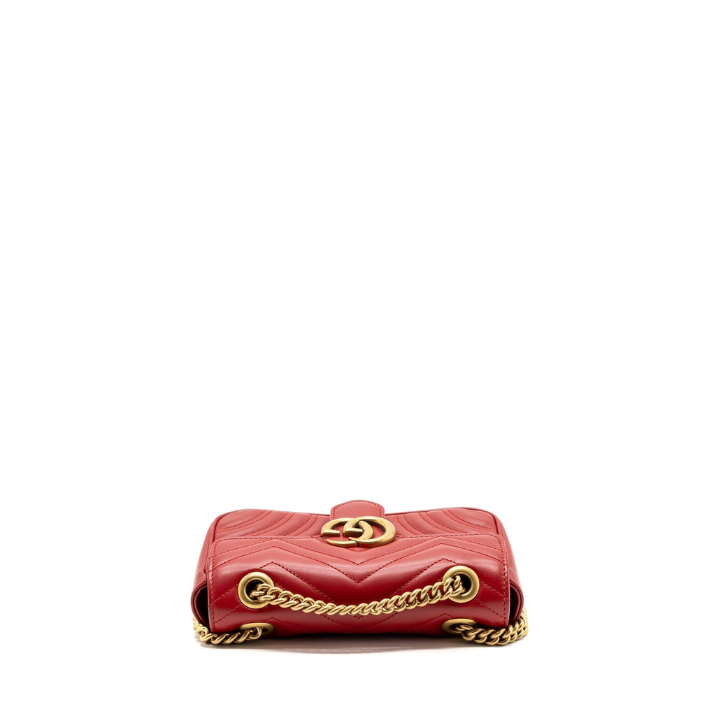 gucci-mini-gg-marmont-shoulder-bag-calfskin-red-ghw