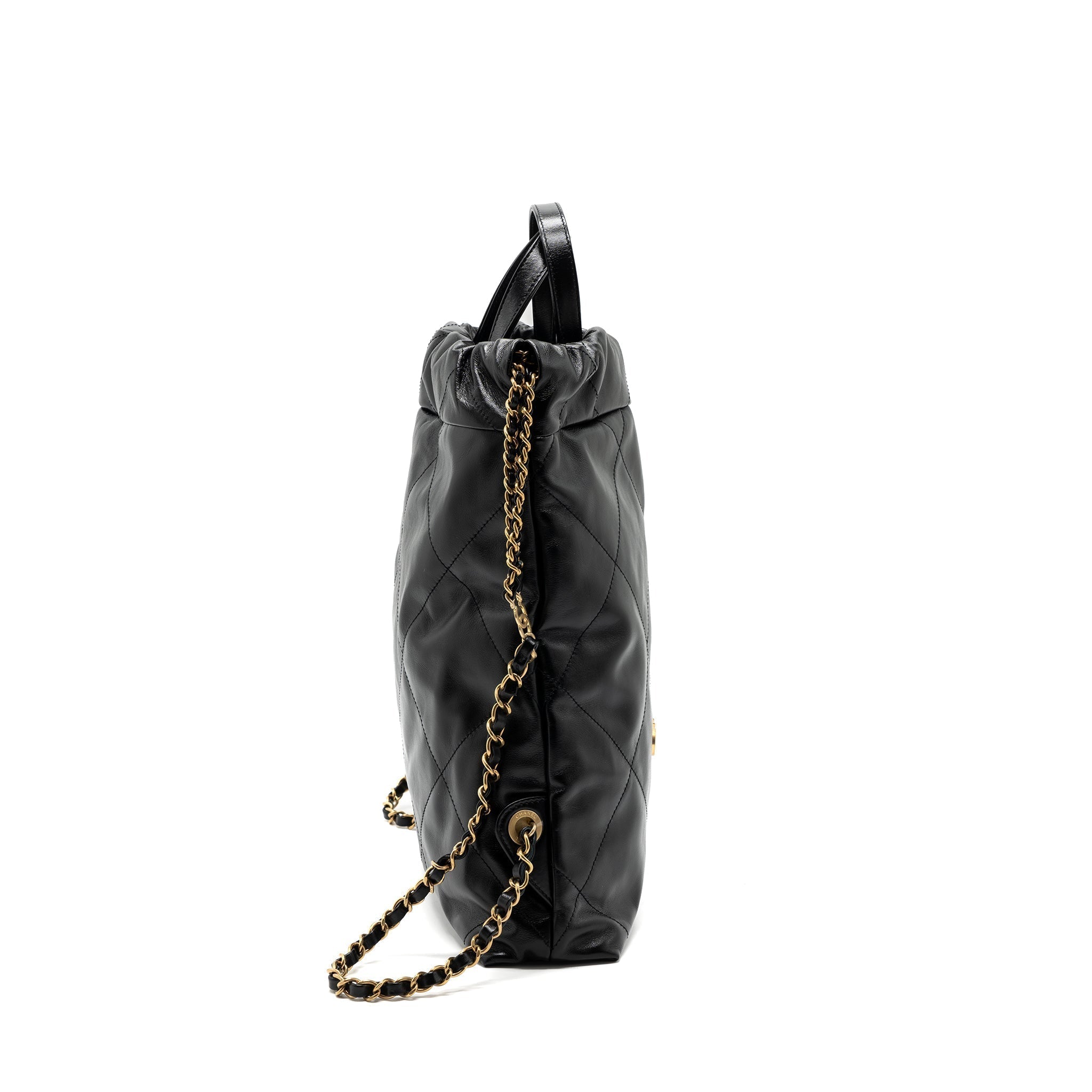 chanel-22-backpack-shiny-calfskin-black-ghwmicrochip