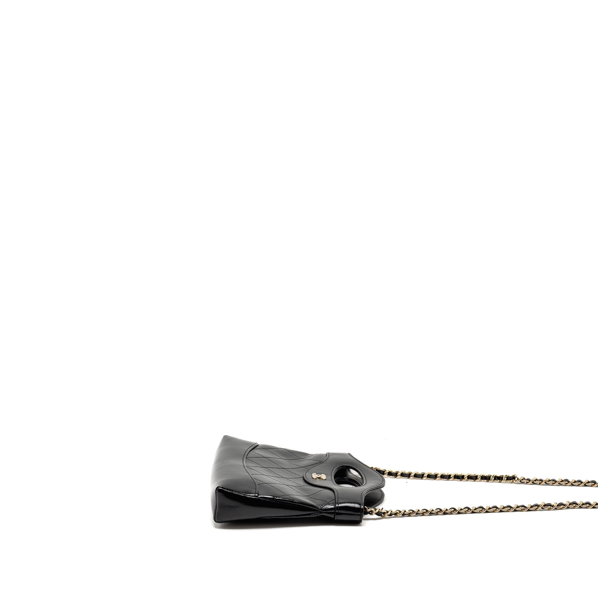 chanel-24c-mini-31-clutch-with-chain-shiny-calfskin-black-lghw-microchip-copy-1