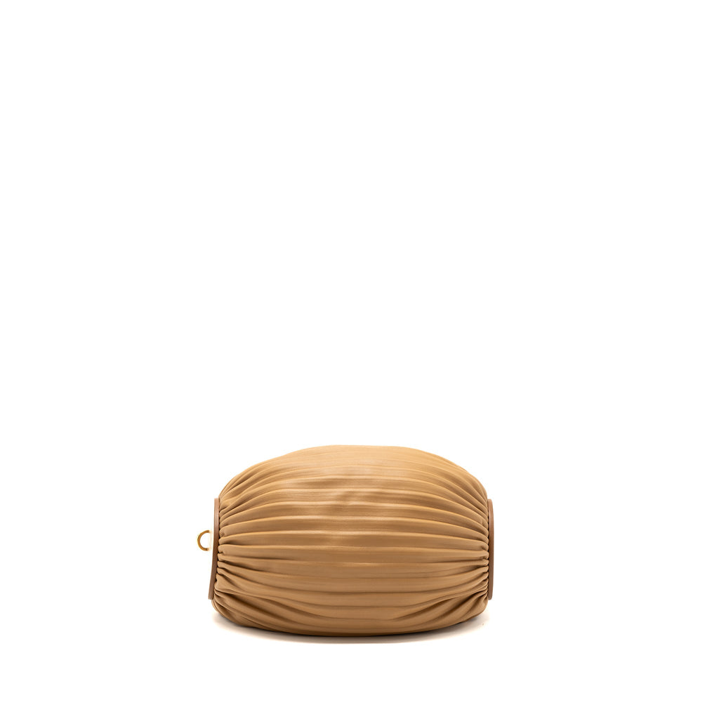 loewe-bracelet-pouch-nappa-lambskin-beige-ghw