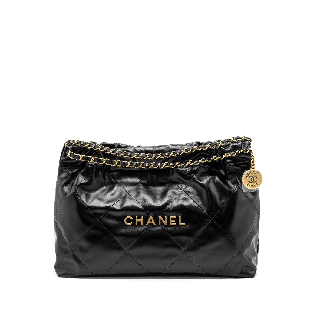 chanel-24c-22-bag-lambskin-black-ghw-microchip