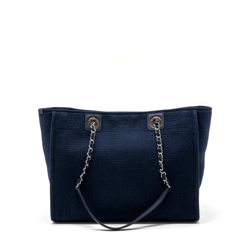 chanel-deauville-tote-bag-canvas-navy-shwmicrochip