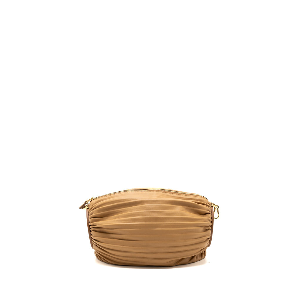 loewe-bracelet-pouch-nappa-lambskin-beige-ghw