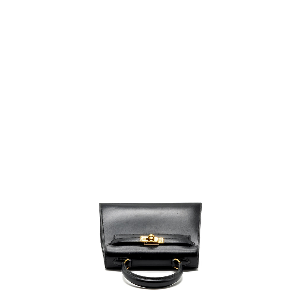 hermes-vintage-kelly-20-box-calfskin-black-ghw-stamp-circle-v