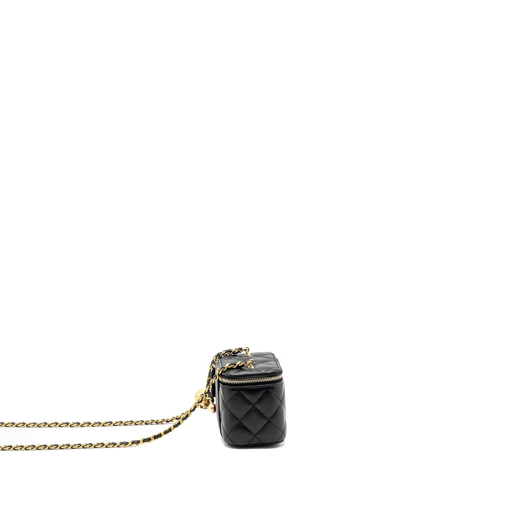 chanel-pearl-crush-mini-vanity-case-lambskin-black-ghw-microchip