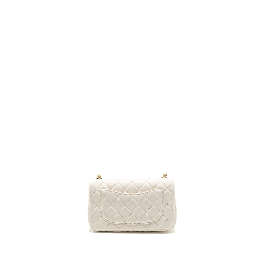 chanel-pearl-crush-mini-rectangular-flap-bag-lambskin-white-ghwmicrochip