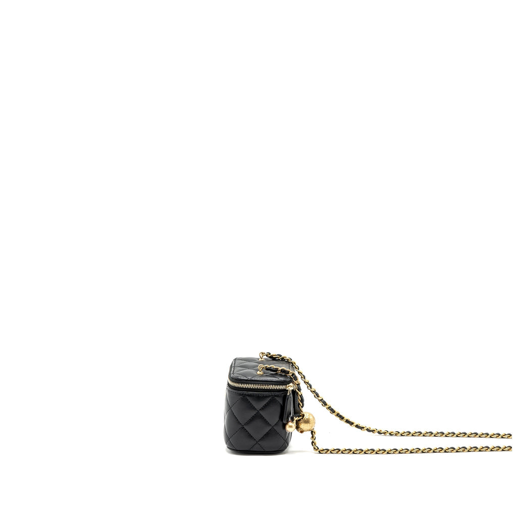 chanel-pearl-crush-mini-vanity-case-lambskin-black-ghw-microchip