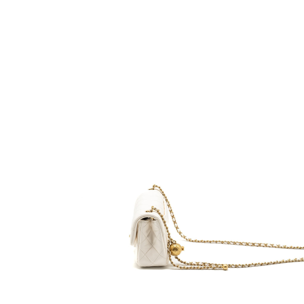 chanel-pearl-crush-mini-rectangular-flap-bag-lambskin-white-ghwmicrochip
