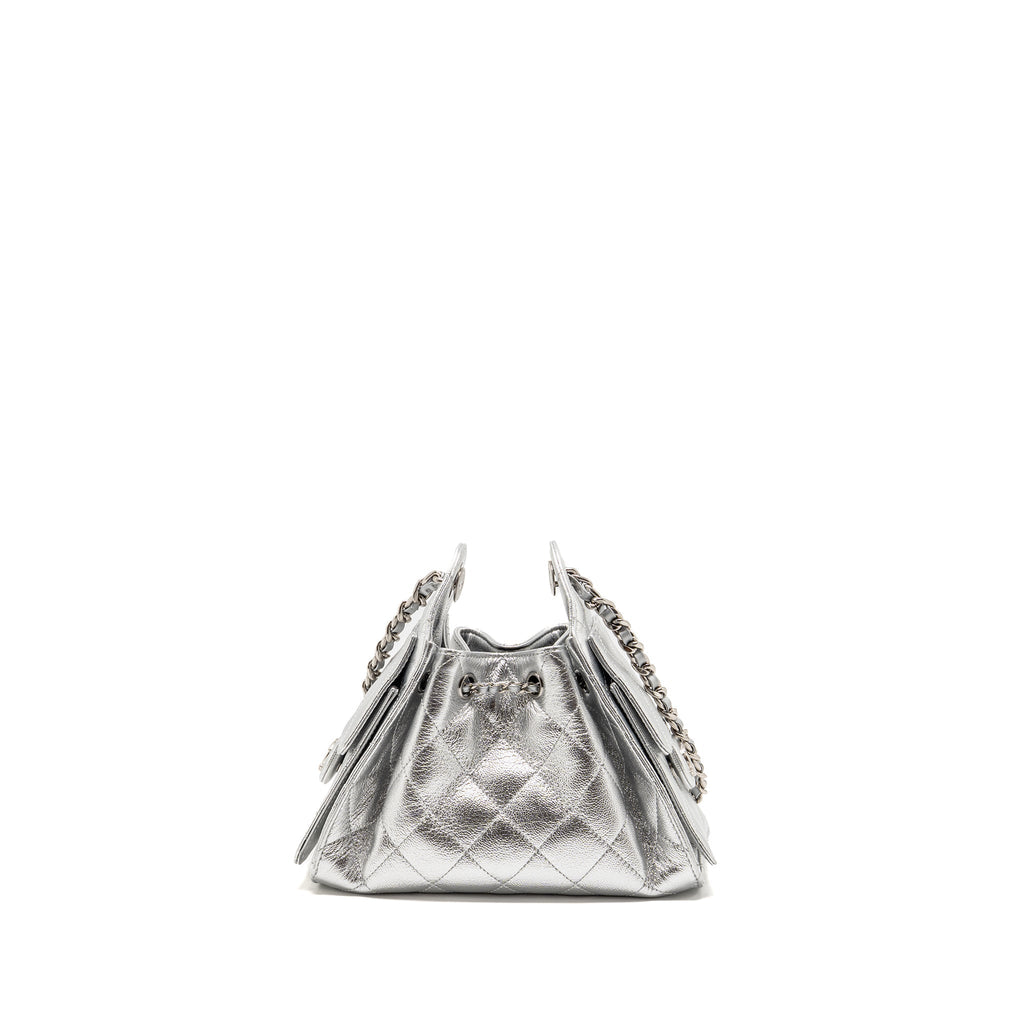 chanel-25-bag-silver