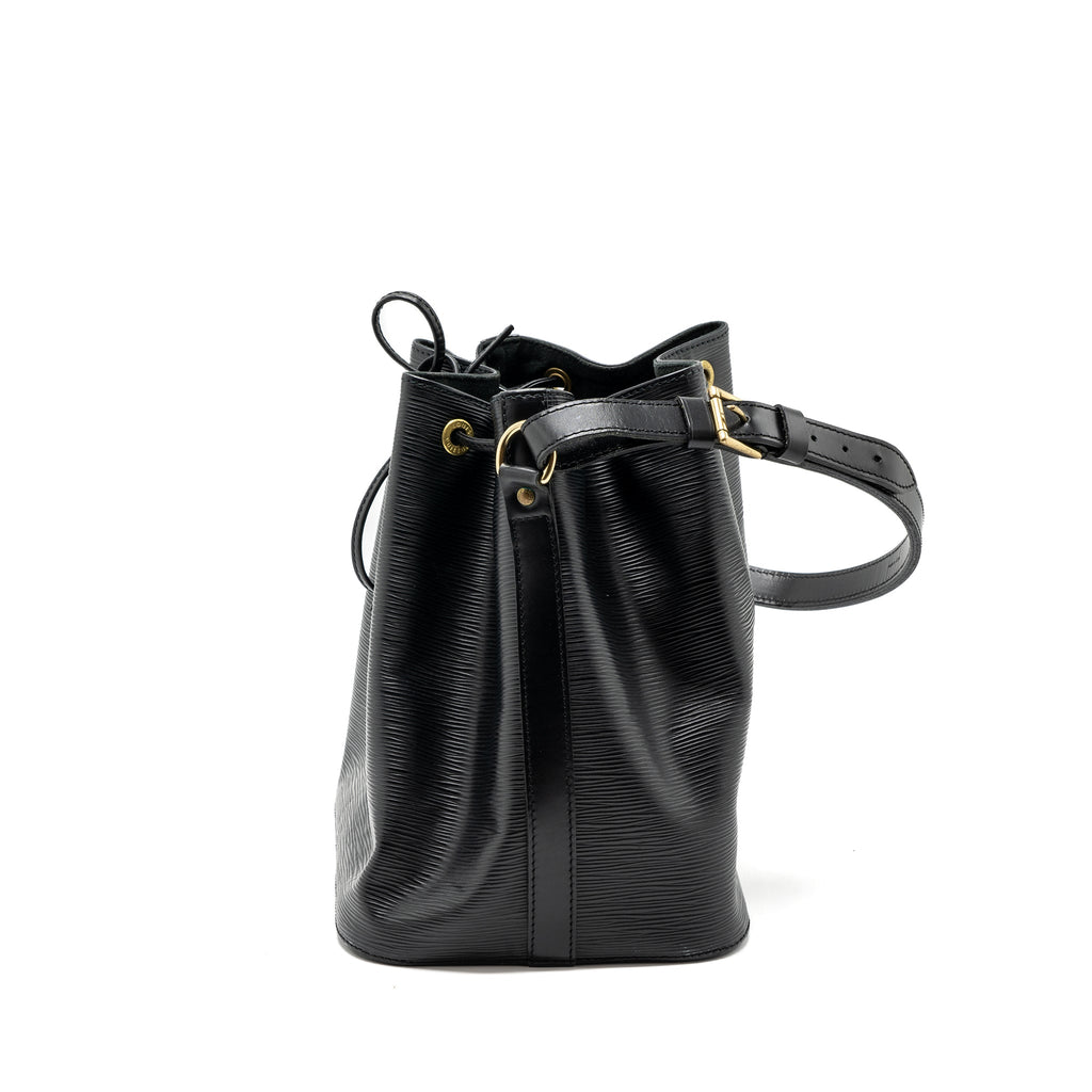 louis-vuitton-petit-noe-epi-leather-black-ghw