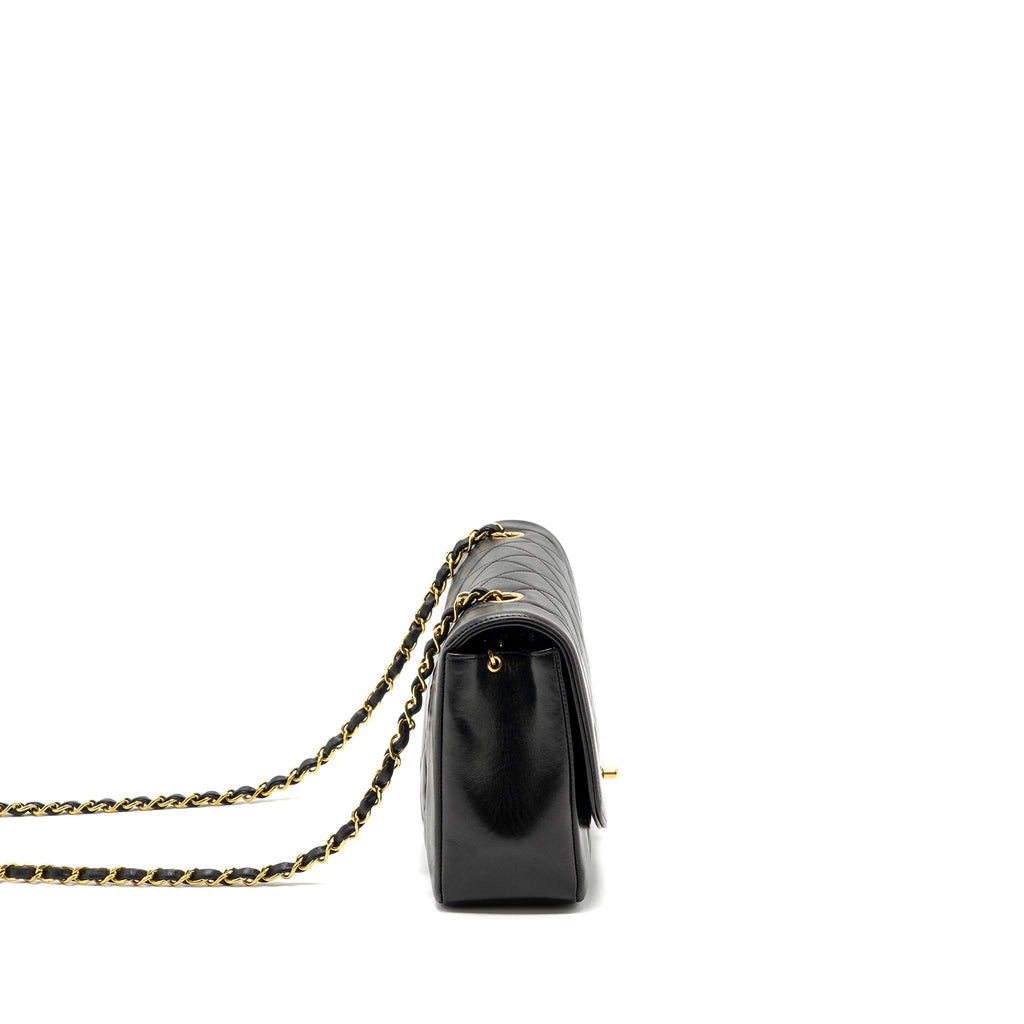 chanel-vintage-diana-flap-bag-lambskin-black-ghw