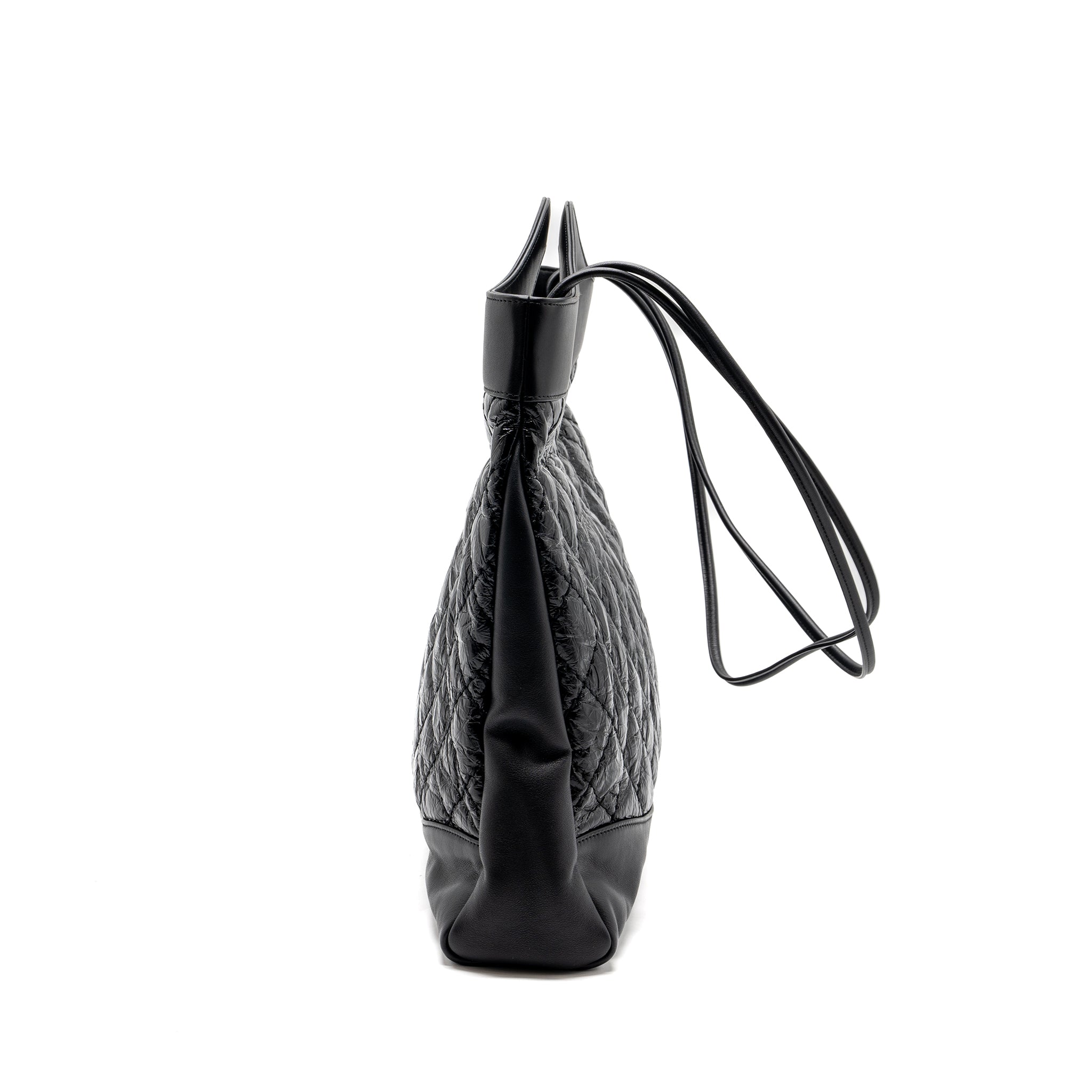 chanel-medium-31-bag-calfskin-black-lghw