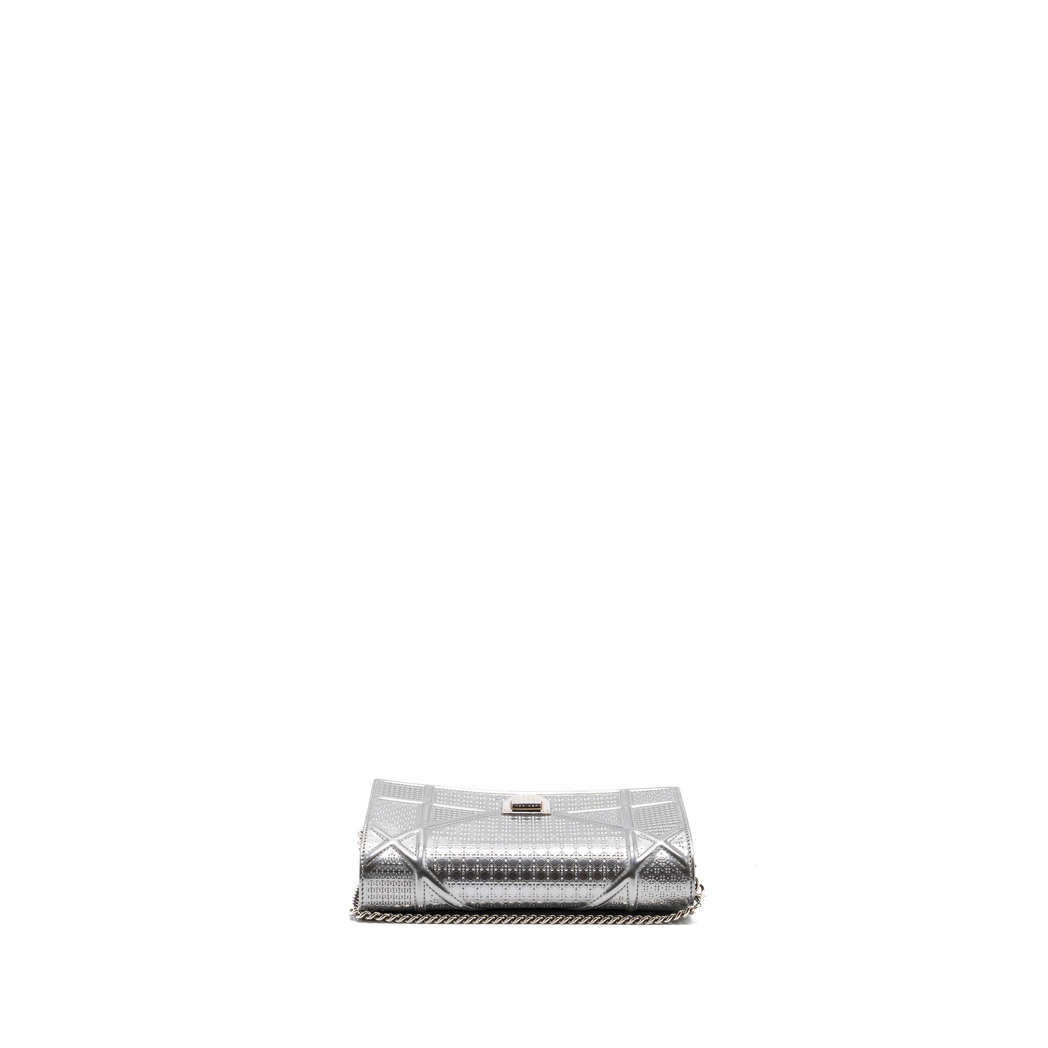 dior-diorama-wallet-on-chain-patent-metallic-silver-shw-1