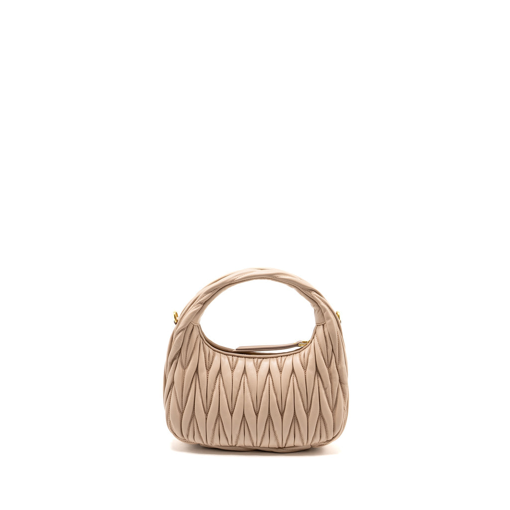miumiu-wander-matelasse-hobo-bag-nappa-lambskin-ghw
