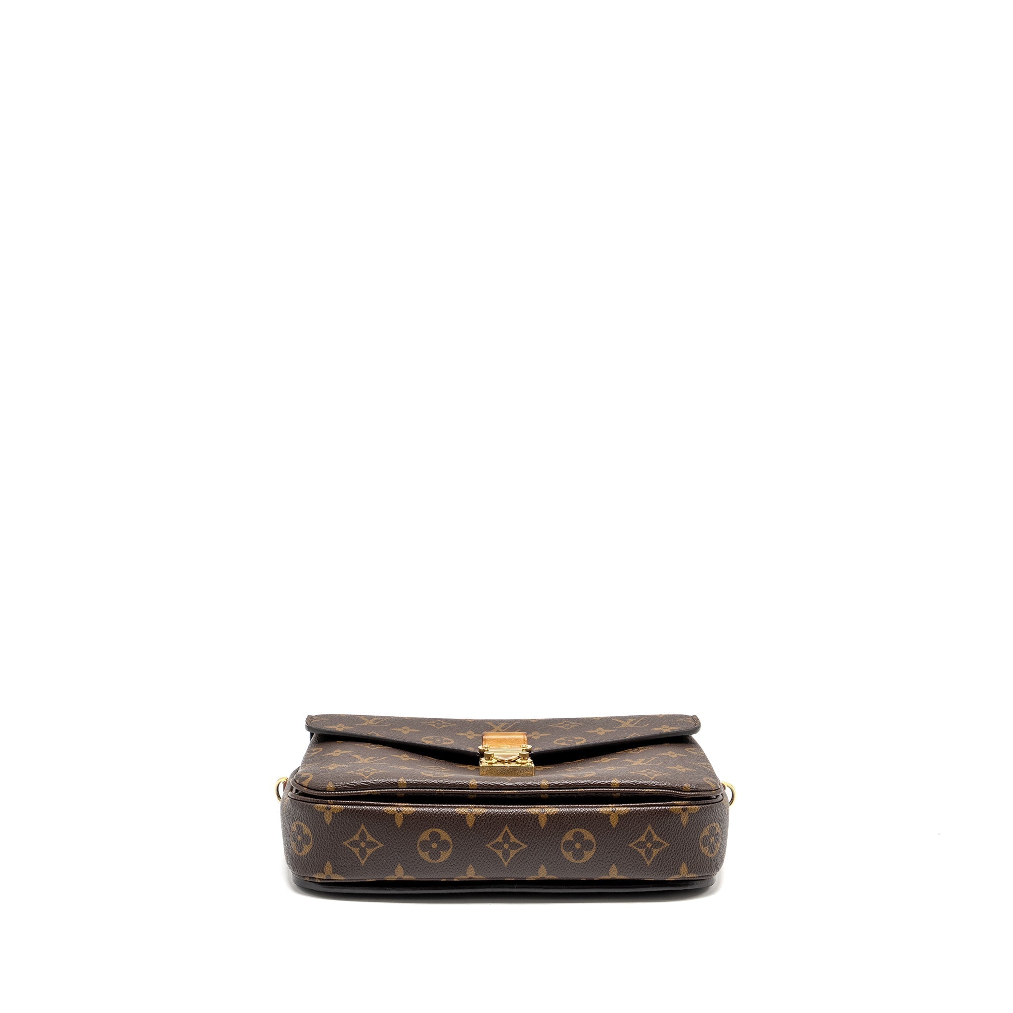 louis-vuitton-pochette-metis-monogram-canvas-ghw-30