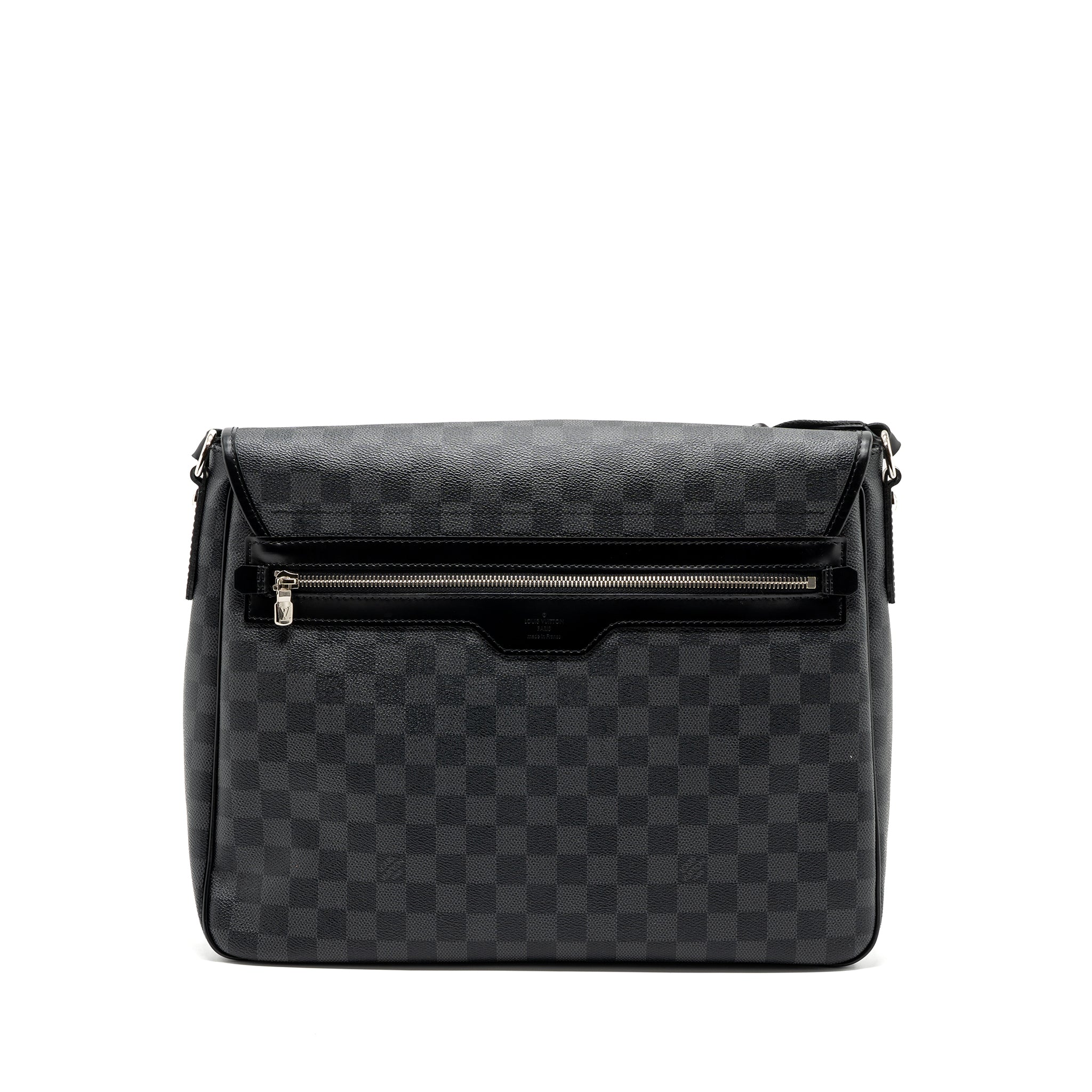 louis-vuitton-large-messanger-bag-damier-graphite-canvas-with-black-hardware