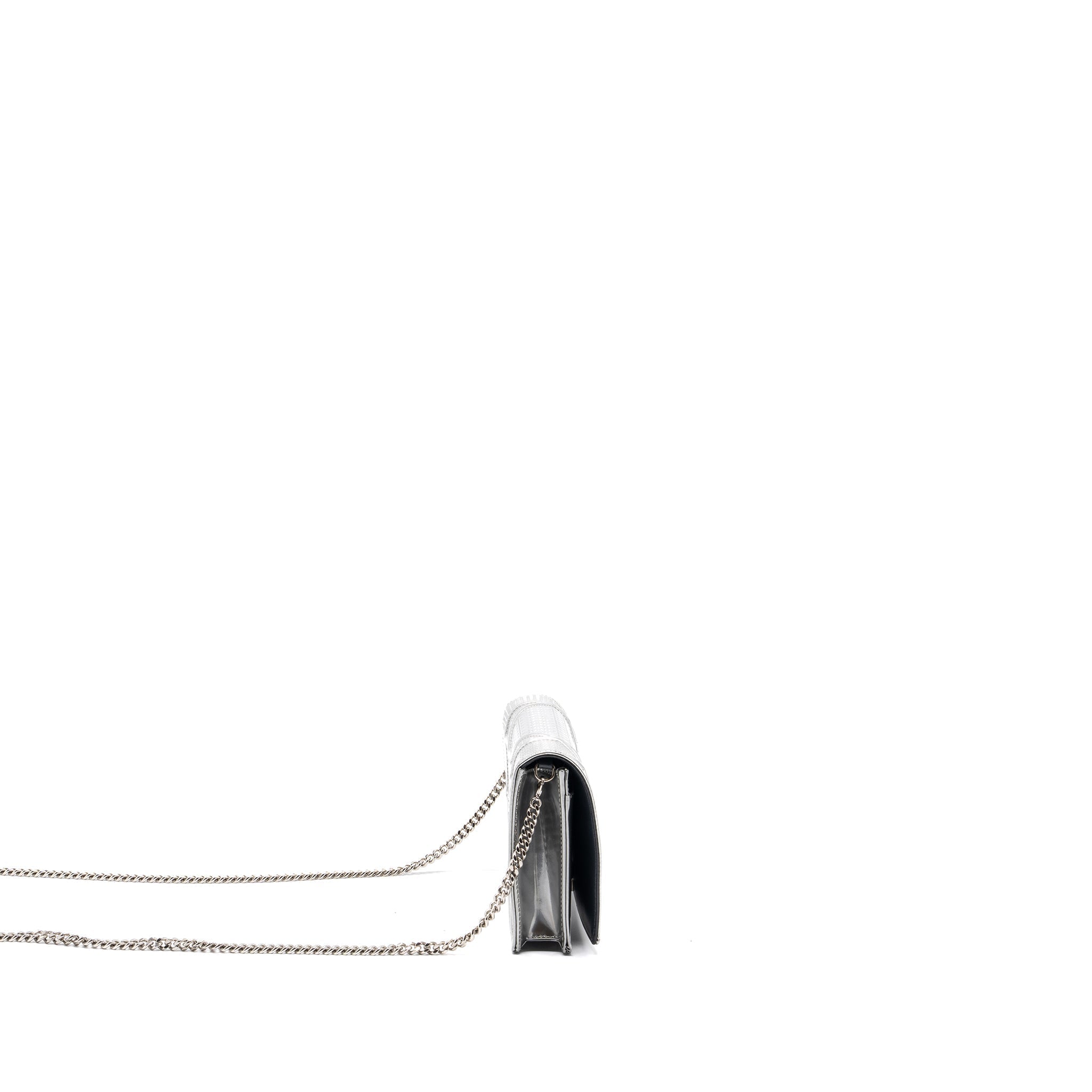 dior-diorama-wallet-on-chain-patent-metallic-silver-shw-1