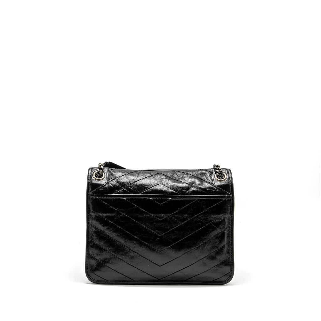 saint-laurent-medium-niki-calfskin-black-ruthenium-hardware