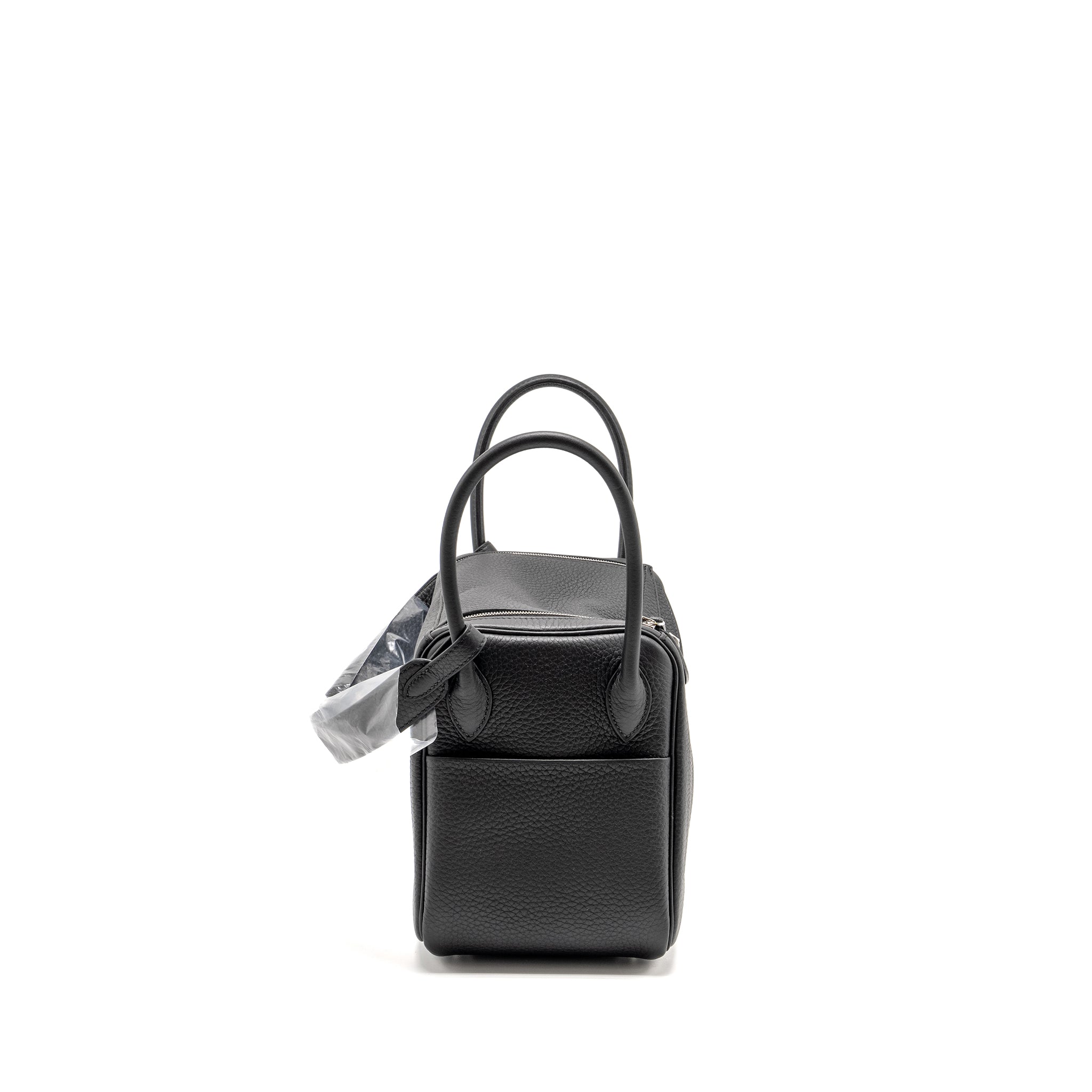 hermes-lindy-26-clemence-black-shw-stamp-w