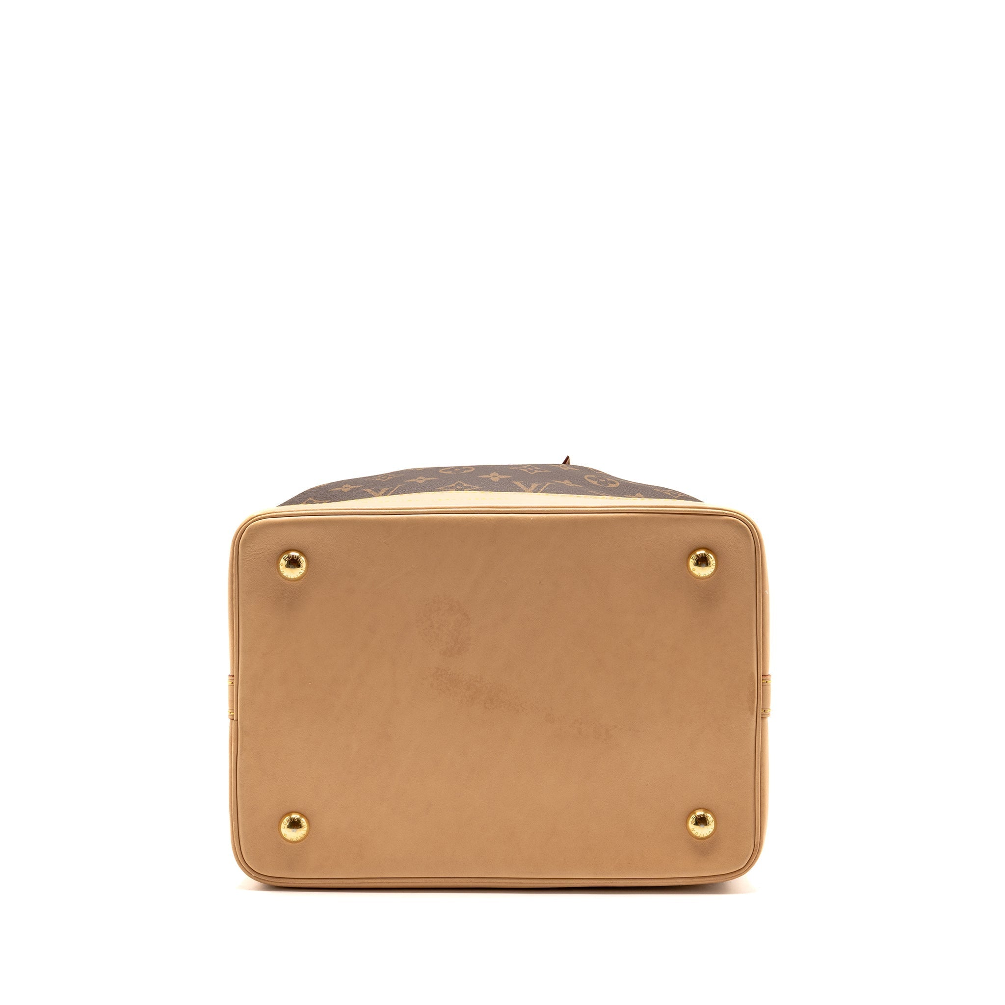 louis-vuitton-noe-bag-monogram-canvas-ghws