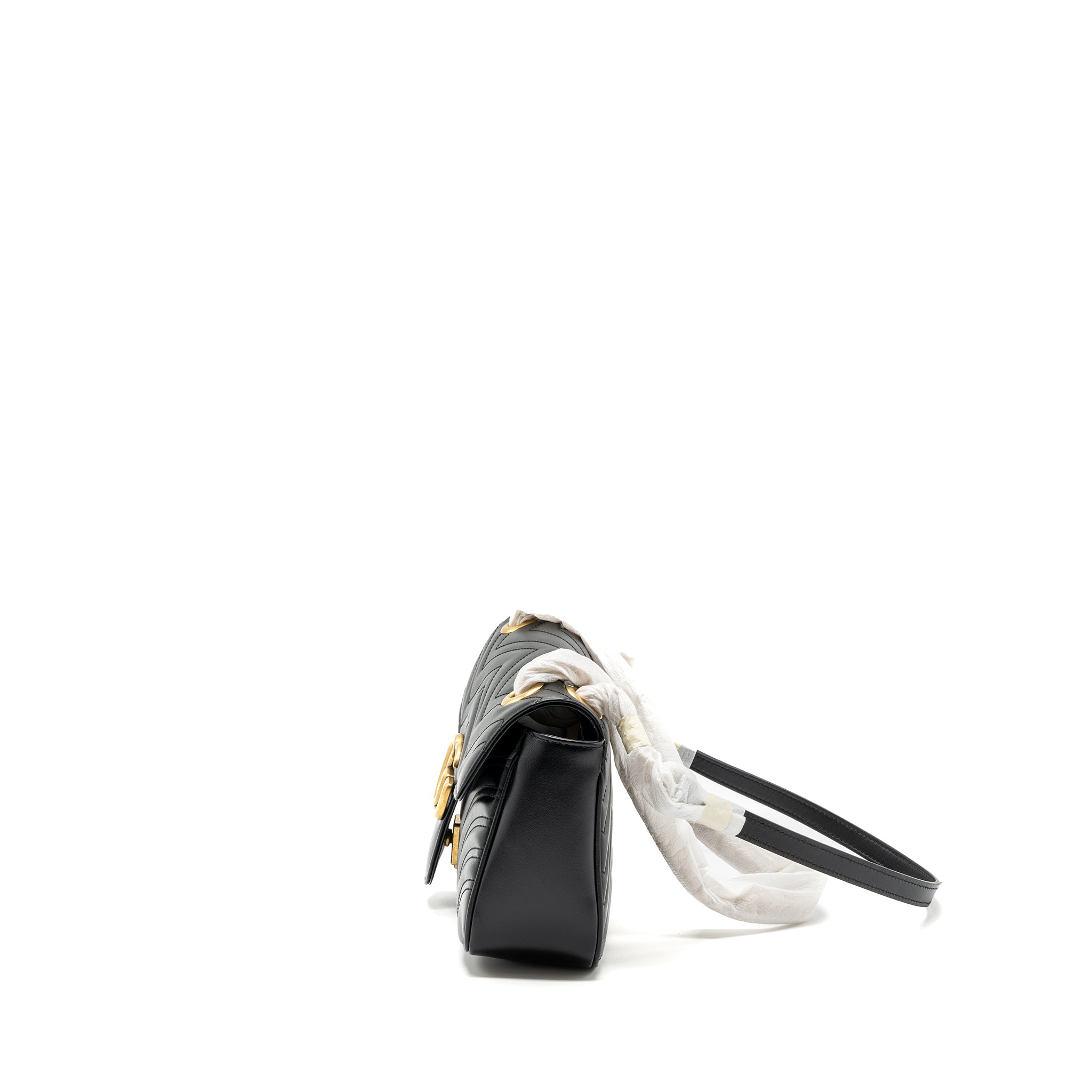 gucci-small-marmont-bag-calfskin-black-ghw