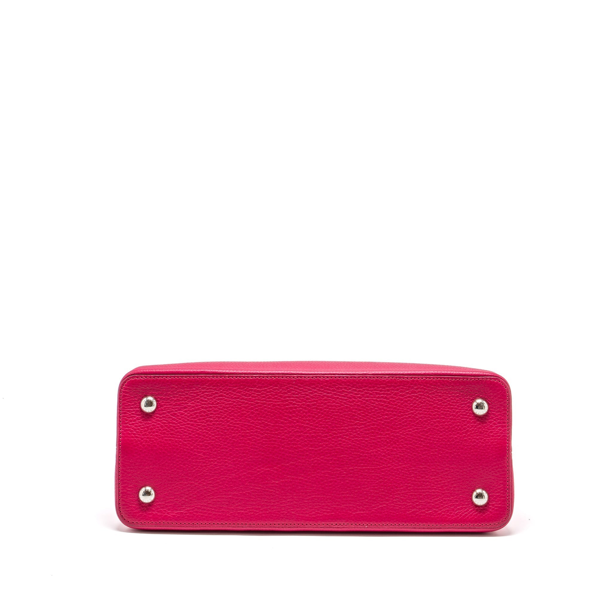 louis-vuitton-capcuine-bb-taurillon-red-shw