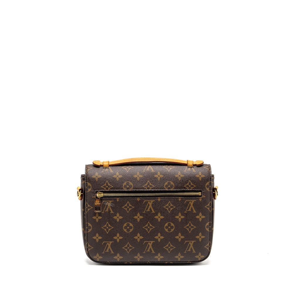 louis-vuitton-pochette-metis-monogram-canvas-ghw-30