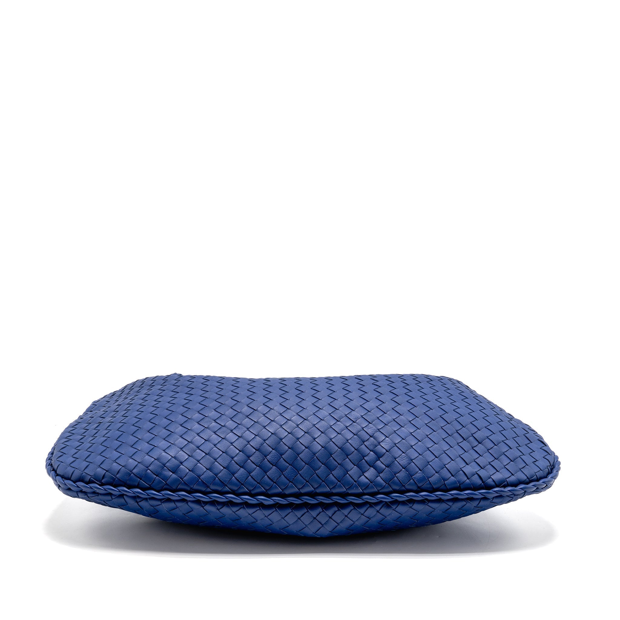 bottega-veneta-intercciato-hobo-bag-lambskin-dark-blue-shw