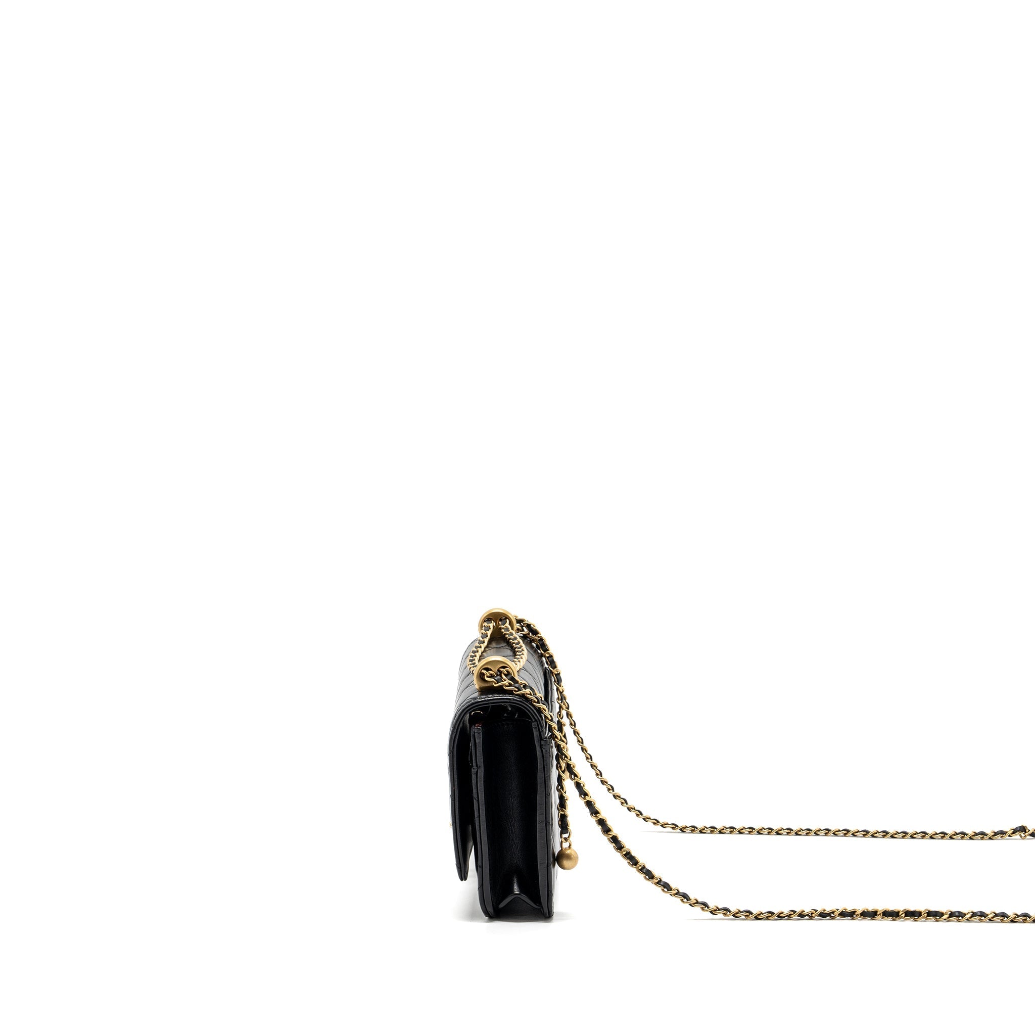 chanel-24c-gold-crush-wallet-on-chain-calfskin-black-ghw-microchip