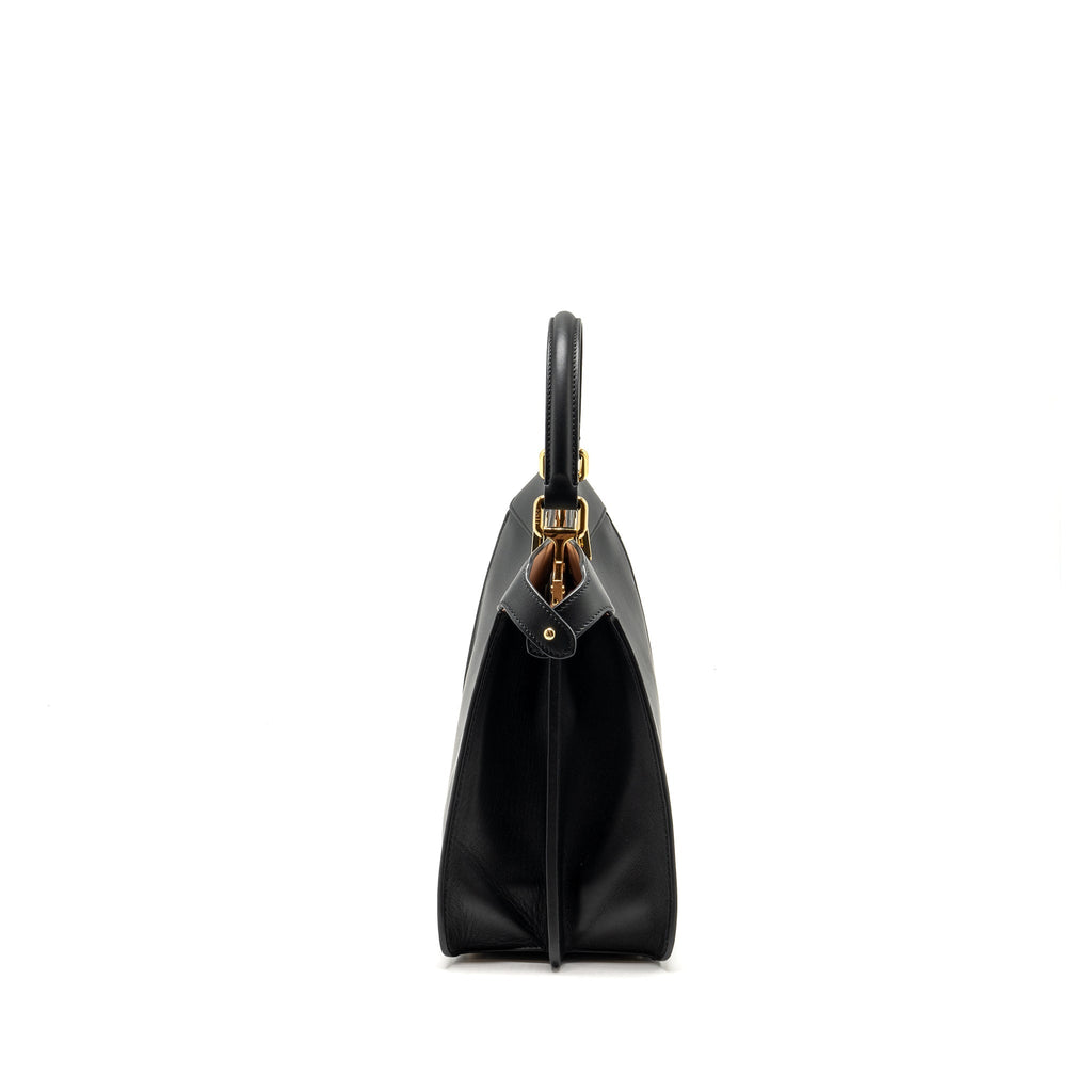 fendi-iseeu-medium-peekaboo-calfskin-black-light-pink-ghw