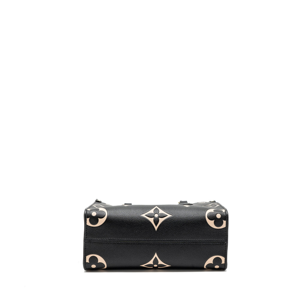 louis-vuitton-onthego-pm-bicolour-monogram-empreinte-leather-black-beige-ghwmicrochip