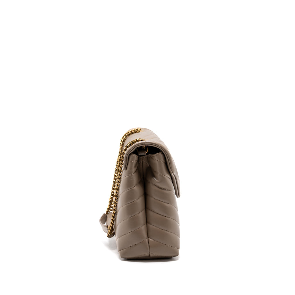 saint-laurent-medium-loulou-shoulder-bag-beige-ghw