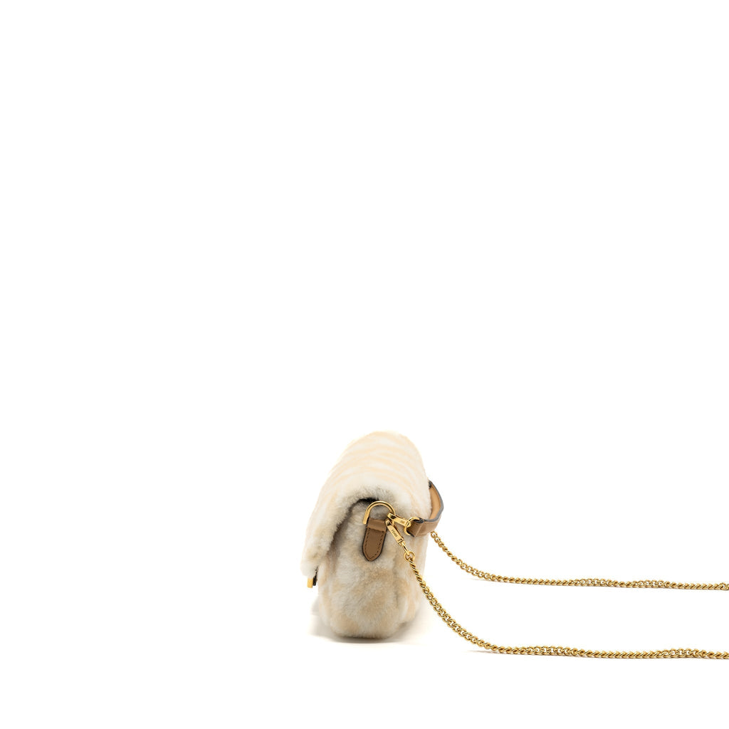 fendi-mini-baguette-sheepskin-beige-white-ghw