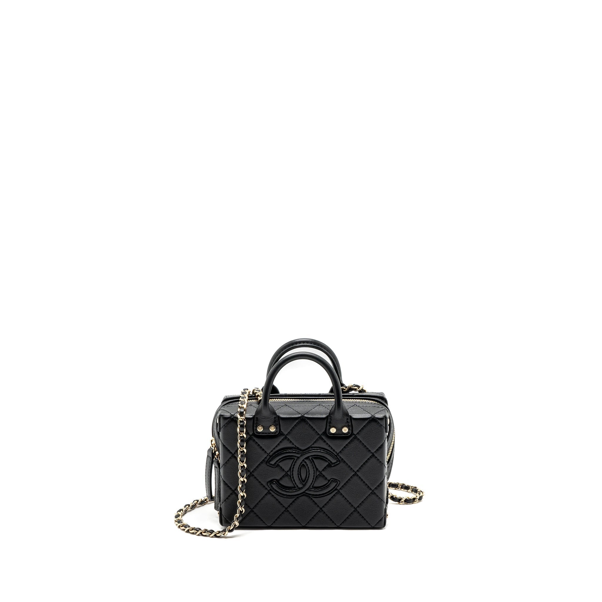chanel-22b-top-handle-small-vanity-case-calfskin-black-ghwmicrochip-copy