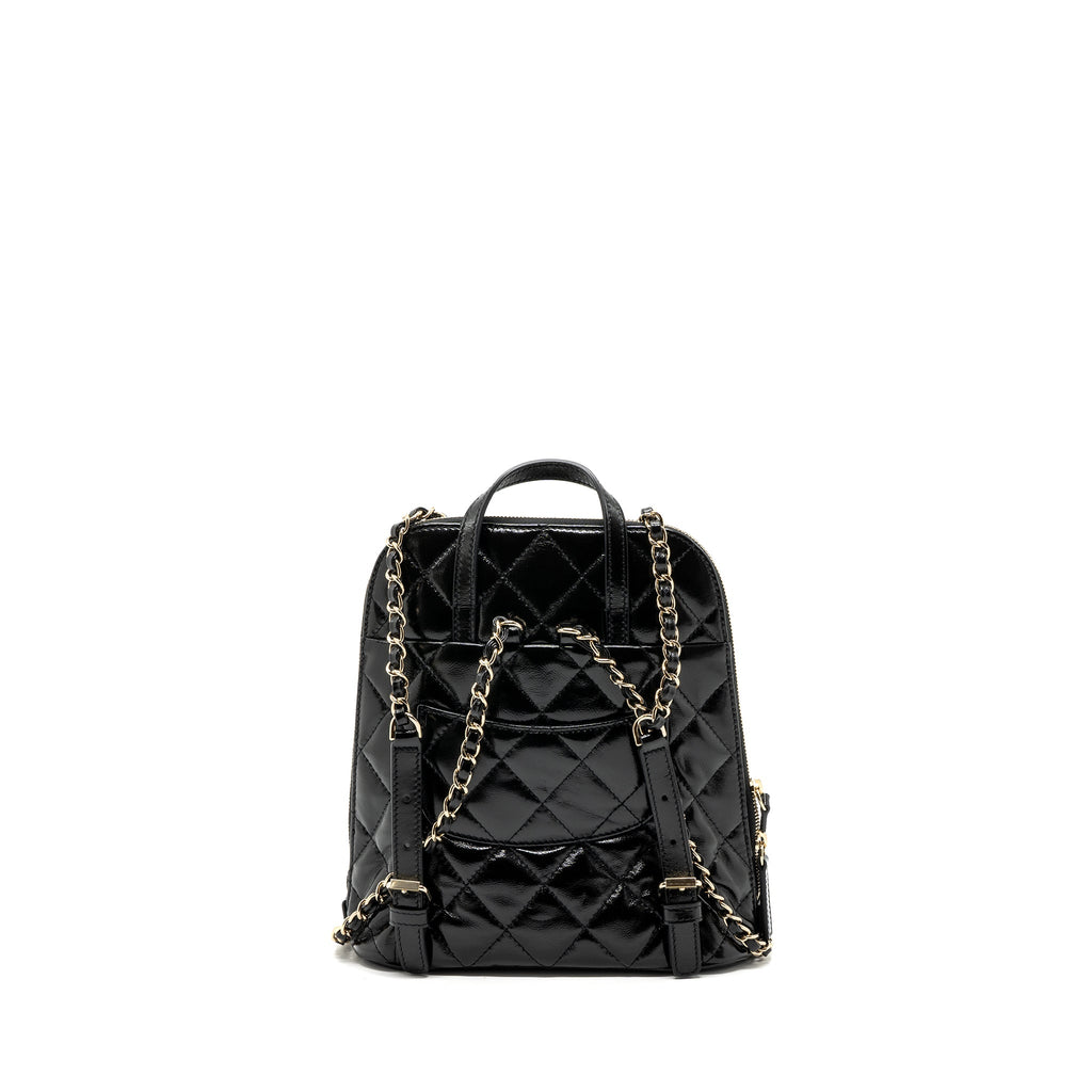 chanel-22a-backpack-patent-black-lghw-microchip