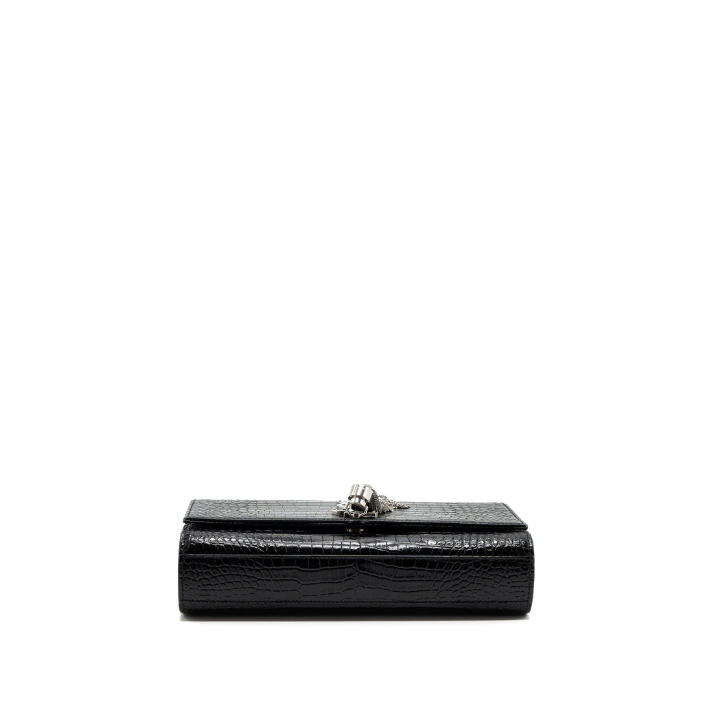 saint-laurent-ysl-kate-tassel-croc-embossed-calfskin-black-shw