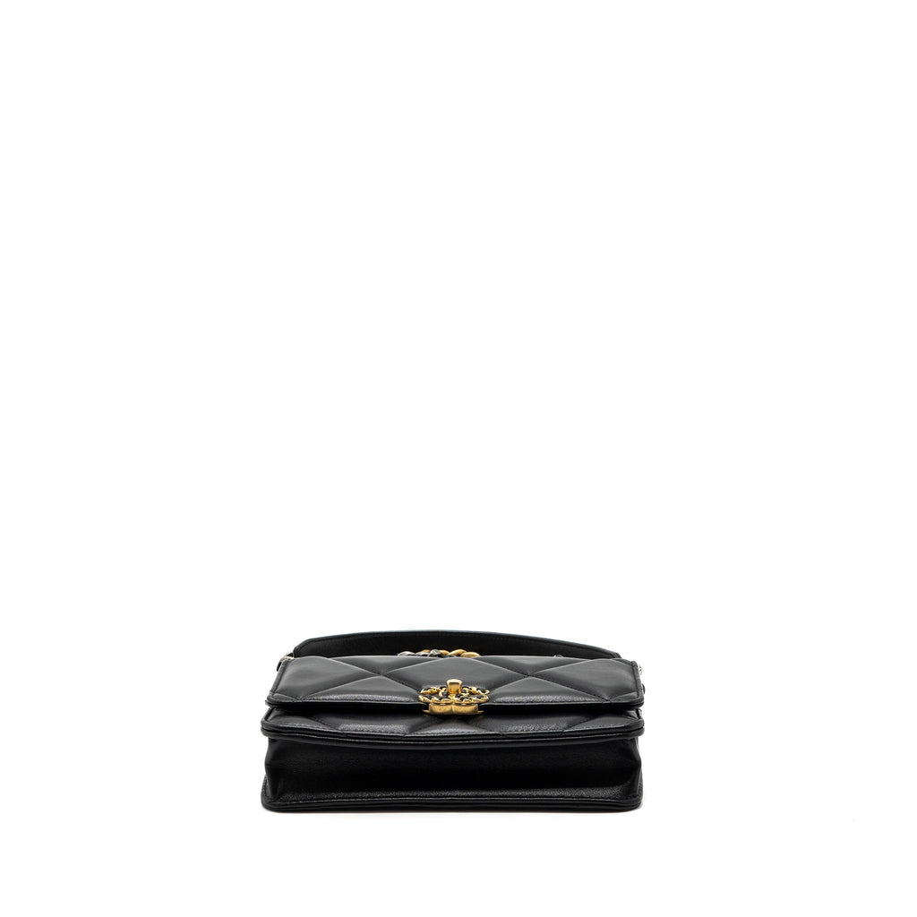 chanel-19-wallet-on-chain-lambskin-multicolour-hardware-microchip