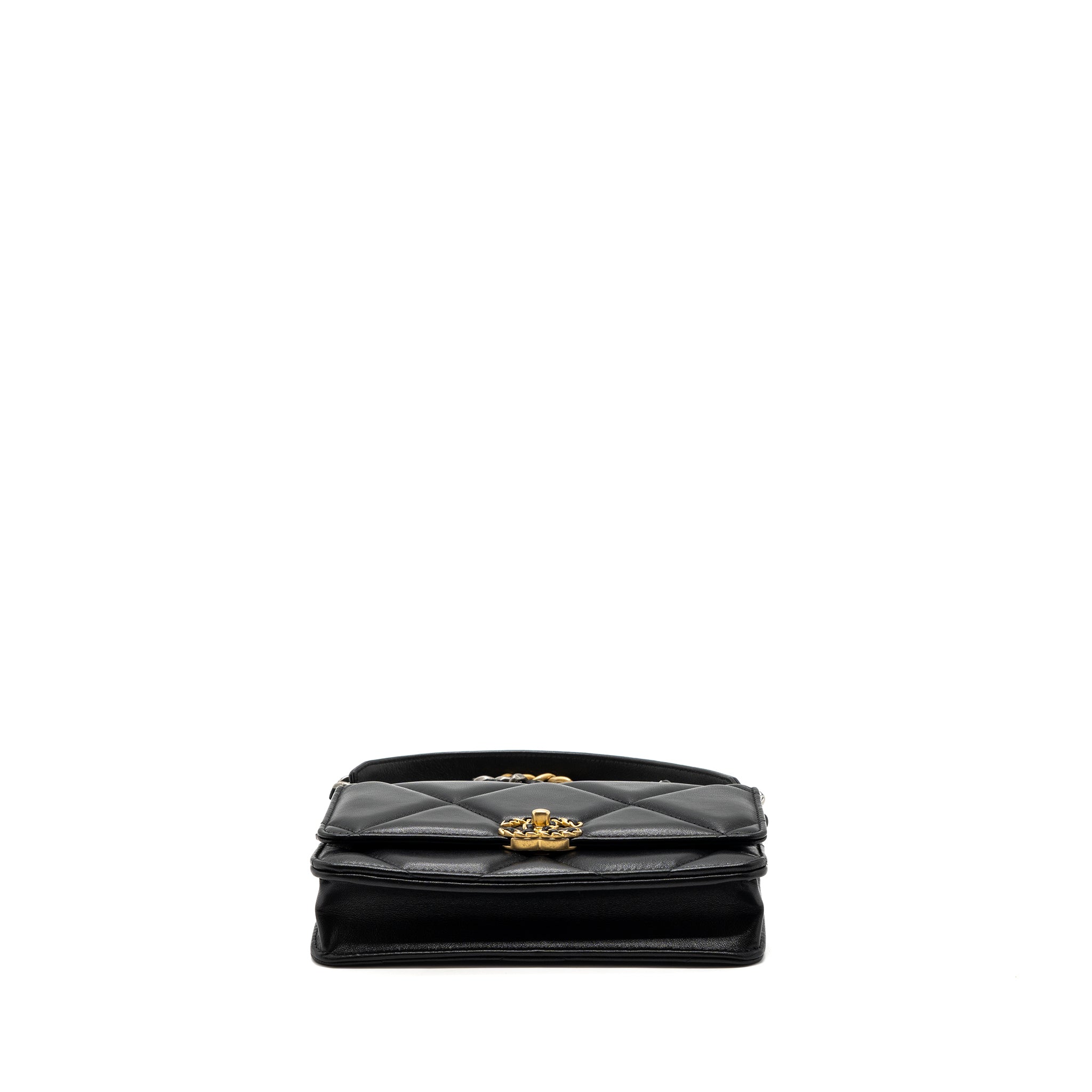 chanel-19-wallet-on-chain-lambskin-multicolour-hardware-microchip