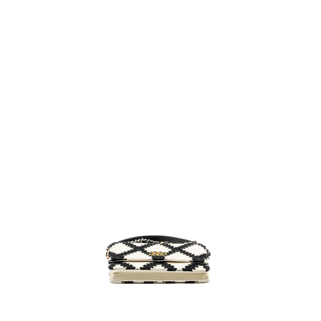chanel-19-wallet-on-chain-fabric-calfskin-white-black-multicolour-hardware